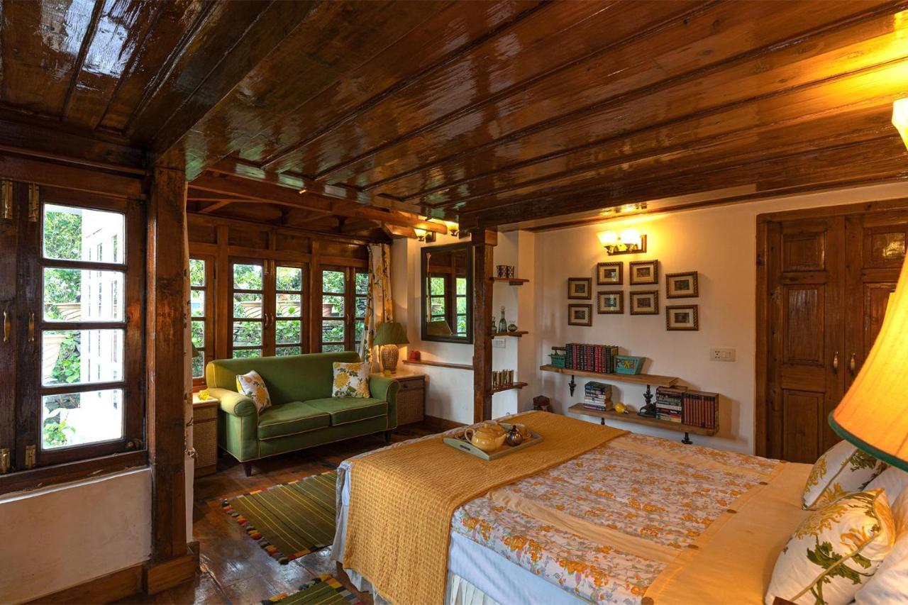 Stayvista At Violet Hill With Bonfire, Gazebo & Hill View شيملا المظهر الخارجي الصورة