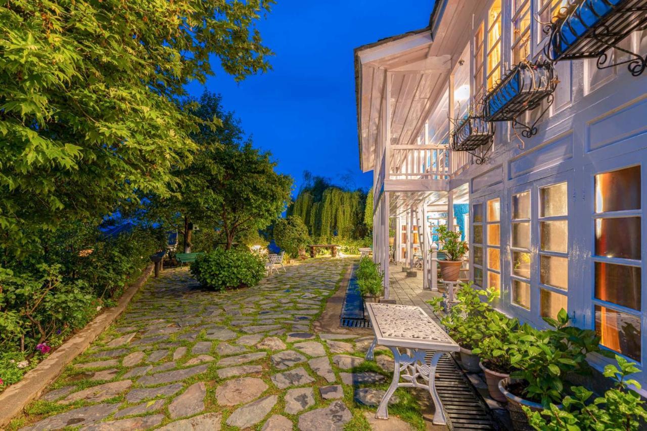 Stayvista At Violet Hill With Bonfire, Gazebo & Hill View شيملا المظهر الخارجي الصورة