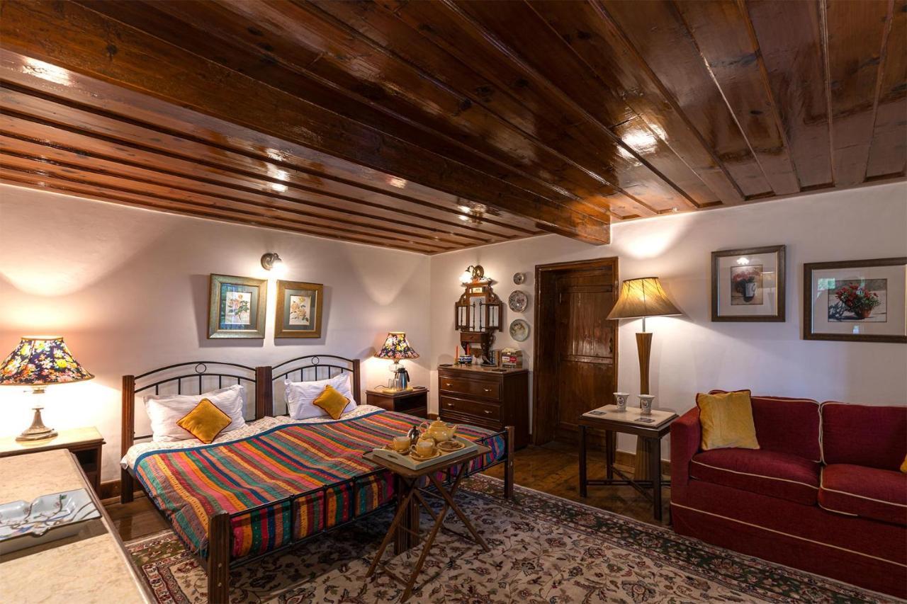Stayvista At Violet Hill With Bonfire, Gazebo & Hill View شيملا المظهر الخارجي الصورة