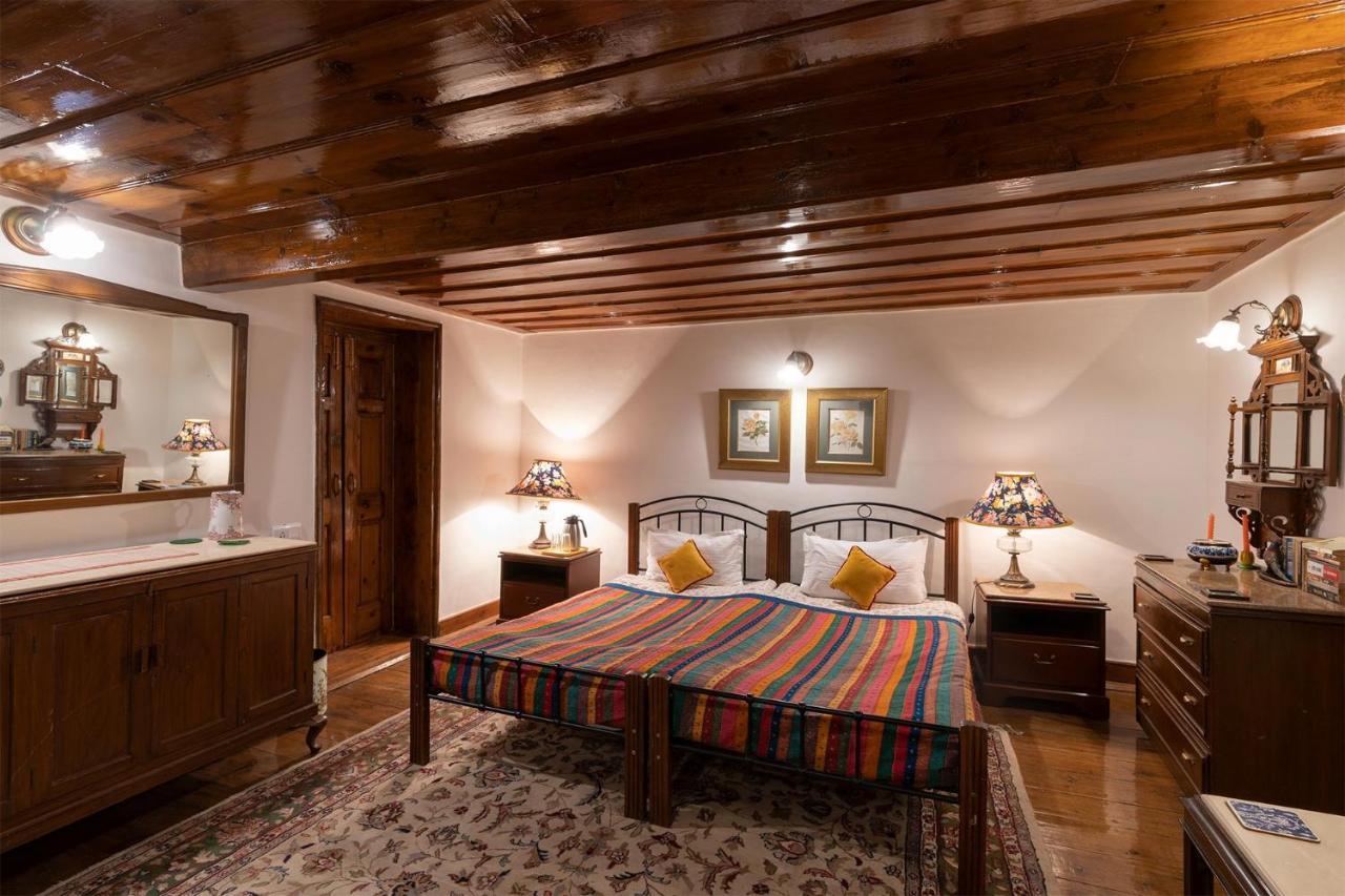 Stayvista At Violet Hill With Bonfire, Gazebo & Hill View شيملا المظهر الخارجي الصورة